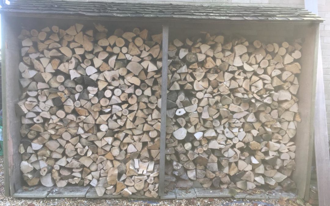 Seasoned hardwood logs delivered to Winchester